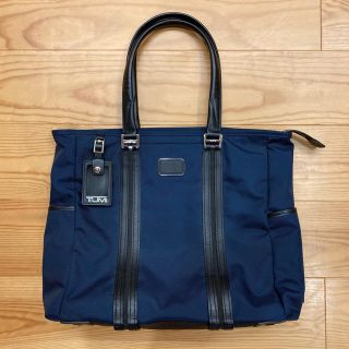 トゥミ(TUMI)の【美品】TUMI JARVIS トートバック　トゥミ(トートバッグ)