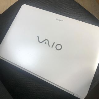 ソニー(SONY)のvaio fit 2014年製 svf153b1gn ホワイト　Windows8(ノートPC)