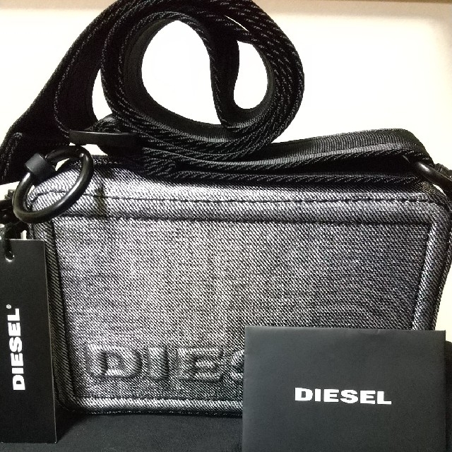 DIESEL(ディーゼル)のディーゼルDIESEL ROSA ショルダーバック レディースのバッグ(ショルダーバッグ)の商品写真