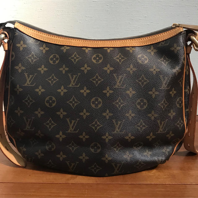 LOUIS VUITTON ルイヴィトン トゥラムGM ショルダーバッグ-