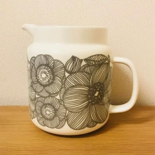 マリメッコ(marimekko)のmarimekko JUG【KURJENPOLVI】マリメッコ クルエンポルビ(食器)