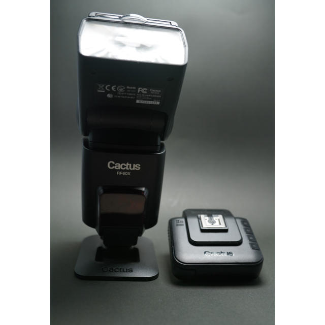cactus RF60X V6iis セット　最新ファーム スマホ/家電/カメラのカメラ(ストロボ/照明)の商品写真