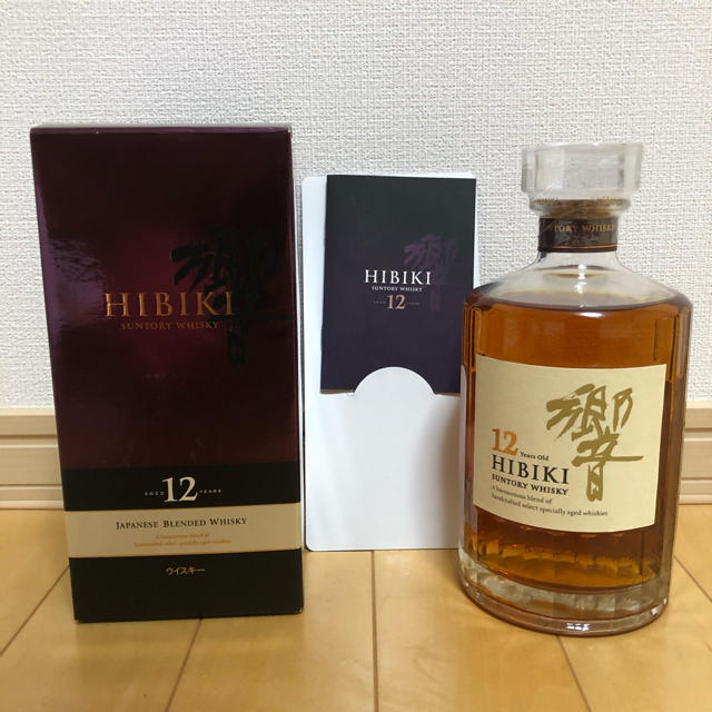 SUNTORY 響12年 700ml 新品未開栓