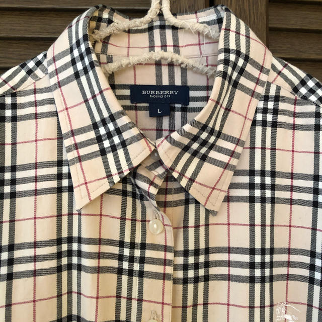 BURBERRY(バーバリー)の【 BURBERRY 】半袖シャツ　ストレッチ　ノバチェック レディースのトップス(シャツ/ブラウス(半袖/袖なし))の商品写真