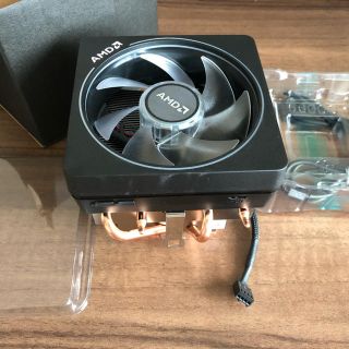 【新品未使用】AMD純正CPUクーラー Wraith Prism cooler