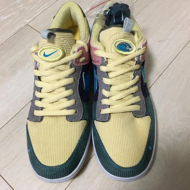 NIKE DUNK LOW CUSTOM ショーンウェザースプーン