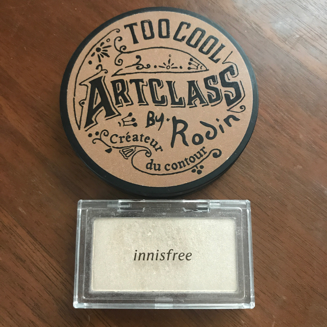 Innisfree(イニスフリー)のトゥークールフォースクール シェーディング コスメ/美容のベースメイク/化粧品(フェイスカラー)の商品写真