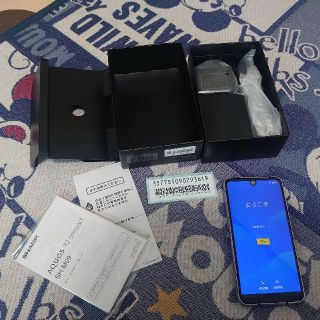 アクオス(AQUOS)の【美品】SIMフリー  SHARP  AQUOS R2 Compact(スマートフォン本体)