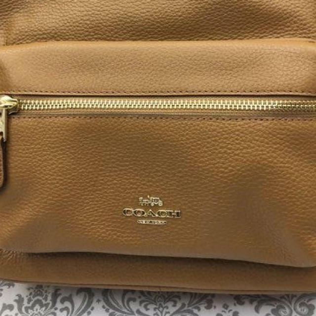 COACH(コーチ)の【新品未使用】すぐ届く！コーチ◆ブラウンリュック  レディースのバッグ(リュック/バックパック)の商品写真