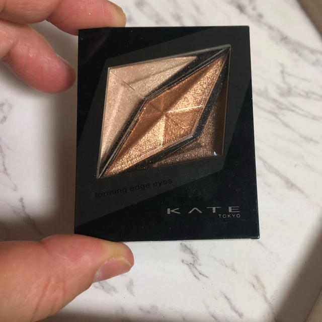 KATE(ケイト)のケイトアイシャドー ゴールド、茶系 コスメ/美容のベースメイク/化粧品(アイシャドウ)の商品写真