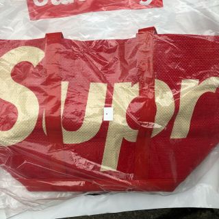 シュプリーム(Supreme)のsupreme week18 Raffia Tote red(リュック/バックパック)