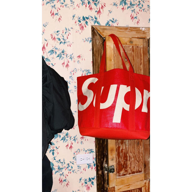 Supreme(シュプリーム)の[即完] Raffia Tote [1番人気] メンズのバッグ(トートバッグ)の商品写真