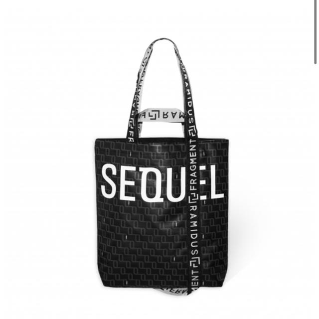 FRAGMENT(フラグメント)のSEQUEL FRAGMENT TOTE BAG Mサイズ メンズのバッグ(トートバッグ)の商品写真