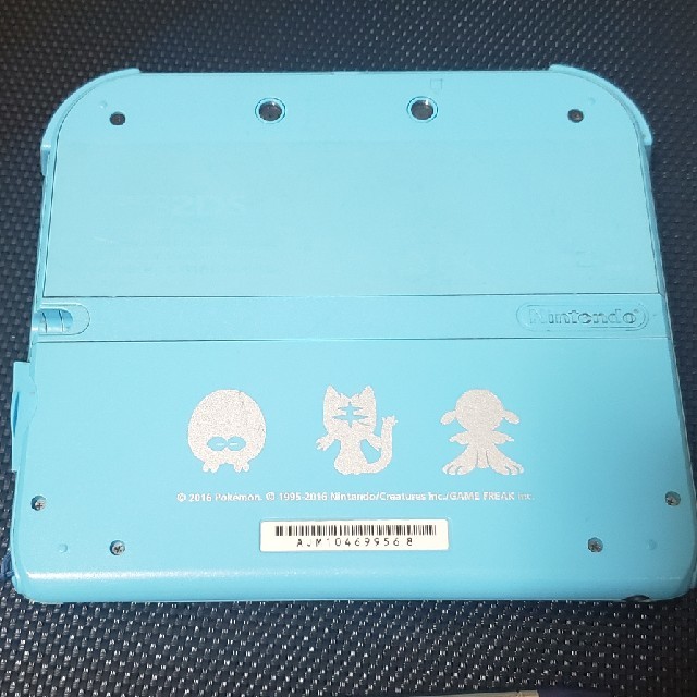 ニンテンドー2DS(ニンテンドー2DS)のニンテンドー2DS　ポケモンライトブルー本体とソフト6本セット エンタメ/ホビーのゲームソフト/ゲーム機本体(携帯用ゲーム機本体)の商品写真