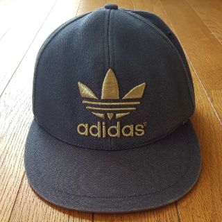 adidas(キャップ ・ ゴールド/金色系)のフリマアイテム一覧 adidas(キャップ ・ ゴールド/金色系)のフリマアイテム一覧