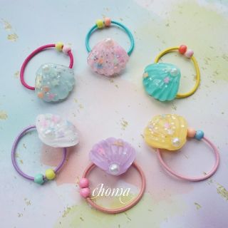 ハンドメイド☆キラキラシェルのヘアゴム(ヘアアクセサリー)