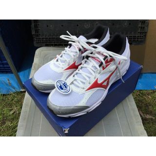 ミズノ(MIZUNO)のMIZUNO Maximizer 20 White/Red 30.0cm(シューズ)