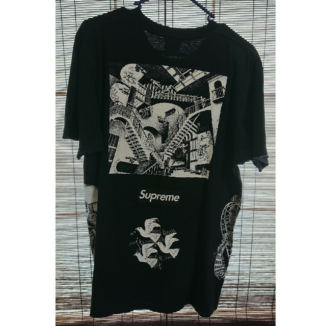 Supreme(シュプリーム)のSupreme MCエッシャー　Tシャツ　サイズ M メンズのトップス(Tシャツ/カットソー(半袖/袖なし))の商品写真