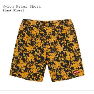 シュプリーム(Supreme)のSupreme Nylon Water Short Black Floral(ショートパンツ)