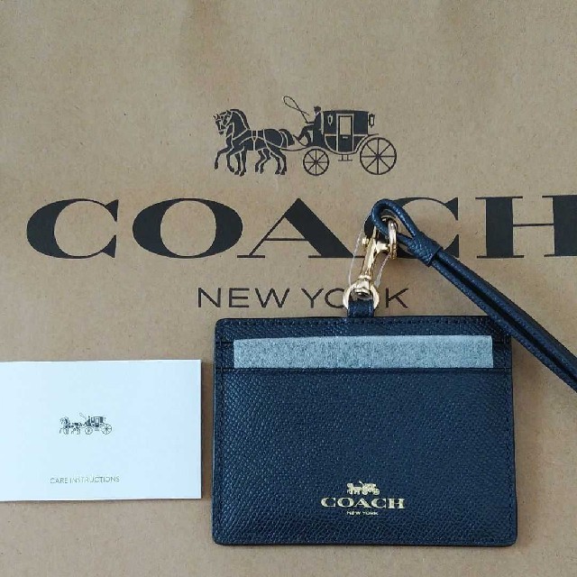 COACH(コーチ)の新品未使用＊COACH コーチ ランヤード　パスケース　ID＊ レディースのファッション小物(パスケース/IDカードホルダー)の商品写真