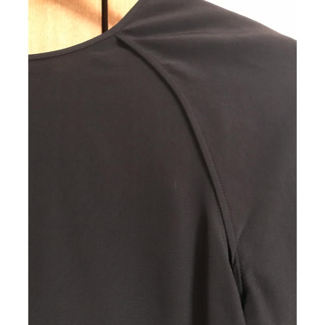 Alexander Wang(アレキサンダーワン)のアレキサンダーワン　トップス　黒　シルク　s レディースのトップス(シャツ/ブラウス(半袖/袖なし))の商品写真