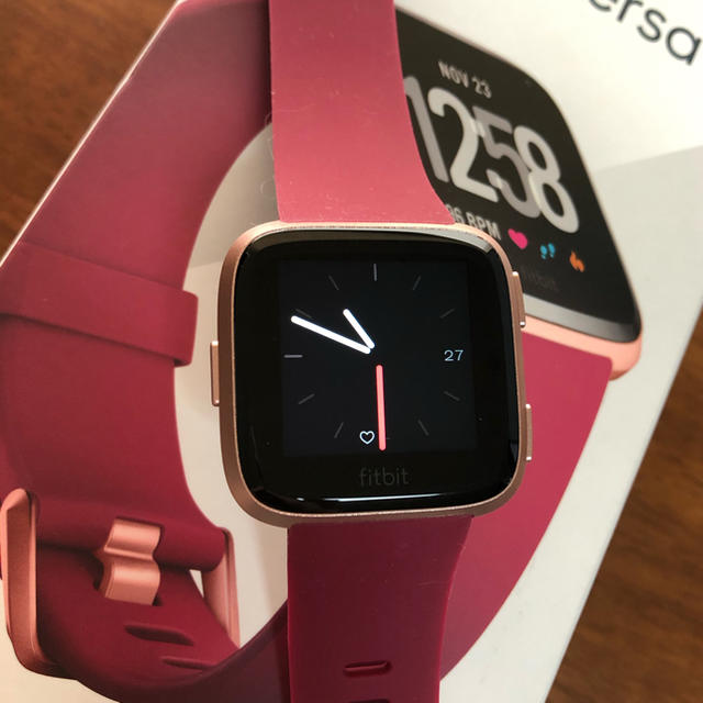 【国内正規品】Fitbit Versa フィットビット ヴァーサ ・おまけ付き