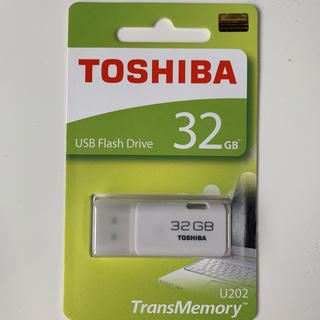 トウシバ(東芝)の東芝 TOSHIBA USBメモリ 32GB(PC周辺機器)