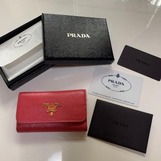 プラダ(PRADA)の★プラダ　ピンクのキーケース★(キーケース)