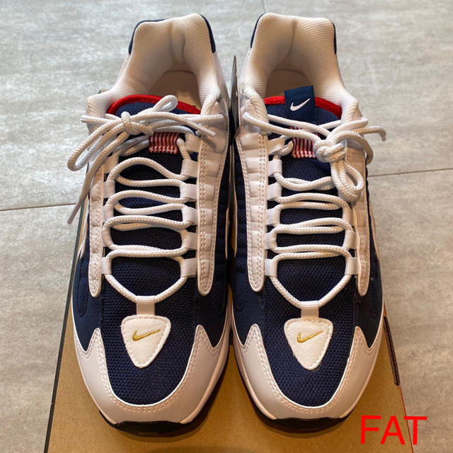 NIKE(ナイキ)の新品 28.5 NIKE AIR MAX TRIAX USA トライアックス メンズの靴/シューズ(スニーカー)の商品写真