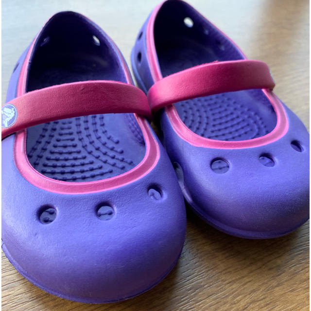 crocs(クロックス)のクロックス12センチ キッズ/ベビー/マタニティのベビー靴/シューズ(~14cm)(サンダル)の商品写真