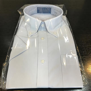 アオキ(AOKI)のアオキles museワイシャツ半袖43センチ新品形態安定ボタンダウンサイズLL(シャツ)