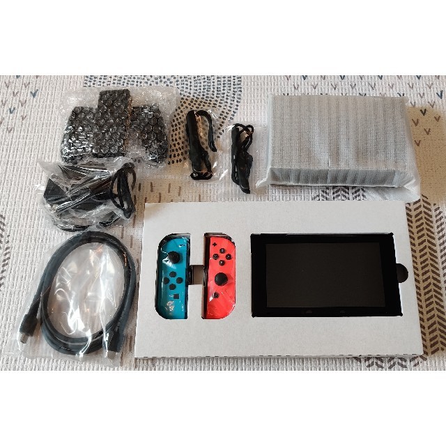 Nintendo Switch 本体 ネオンレッド/ブルー 旧モデル