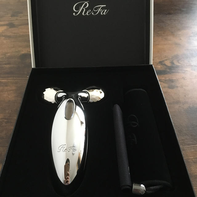 美容/健康【新品】ReFa CARAT リファカラット　美顔ローラー