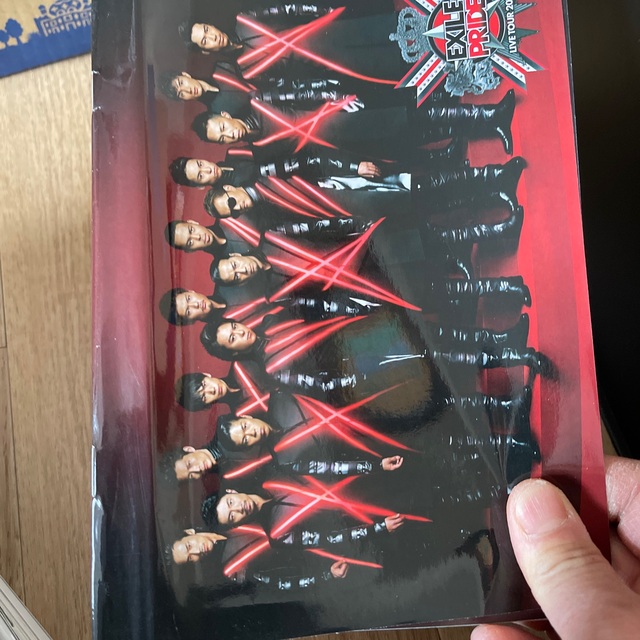 EXILE(エグザイル)のEXILEライブパンフレット エンタメ/ホビーのタレントグッズ(ミュージシャン)の商品写真