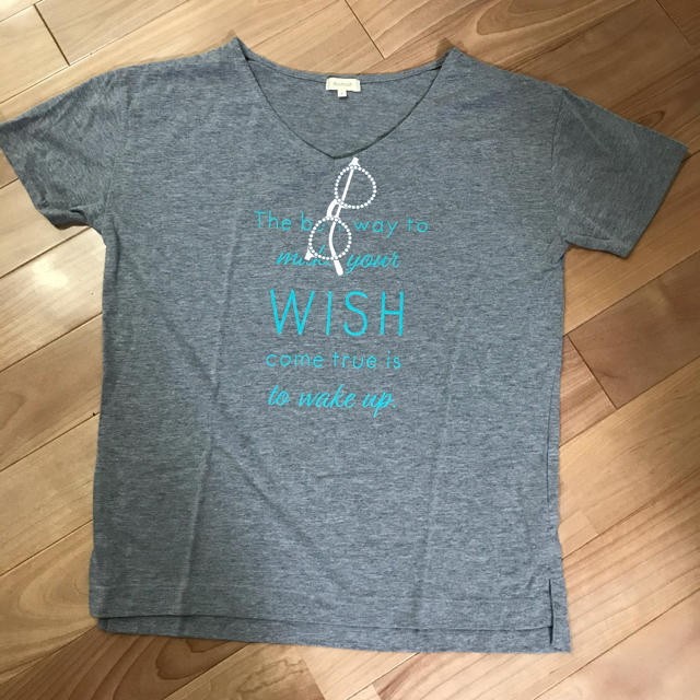 HusHush(ハッシュアッシュ)のHUSHUSH レディース　Tシャツ レディースのトップス(Tシャツ(半袖/袖なし))の商品写真