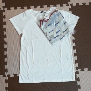 新品未使用　白のTシャツ＆スカーフ　セット(Tシャツ(半袖/袖なし))