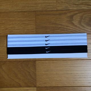 ナイキ(NIKE)のNIKE スウッシュ スポーツ ヘッドバンド(その他)