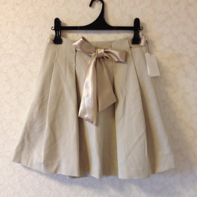 ROPE’(ロペ)の未使用タグ付きROPEスカート レディースのスカート(ひざ丈スカート)の商品写真
