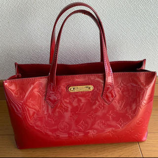 ルイヴィトン(LOUIS VUITTON)のルイヴィトン　ヴェルニ　赤色バッグ(ハンドバッグ)