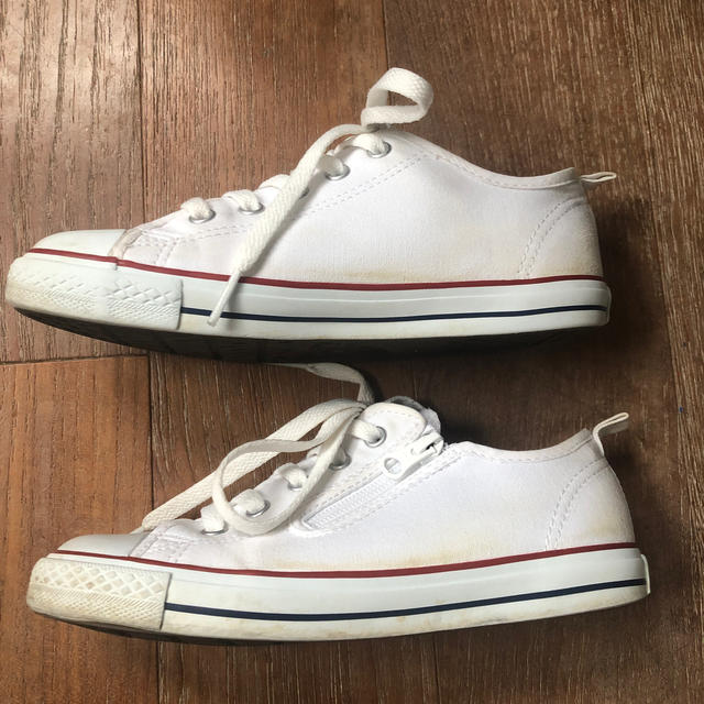 CONVERSE(コンバース)のコンバーススニーカー　キッズ22cm 白 キッズ/ベビー/マタニティのキッズ靴/シューズ(15cm~)(スニーカー)の商品写真