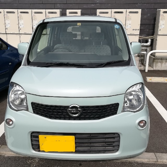 日産モコ