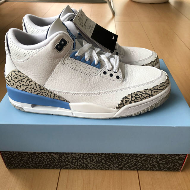 NIKE(ナイキ)のAIR JORDAN 3 RETRO UNC Valor Blue メンズの靴/シューズ(スニーカー)の商品写真