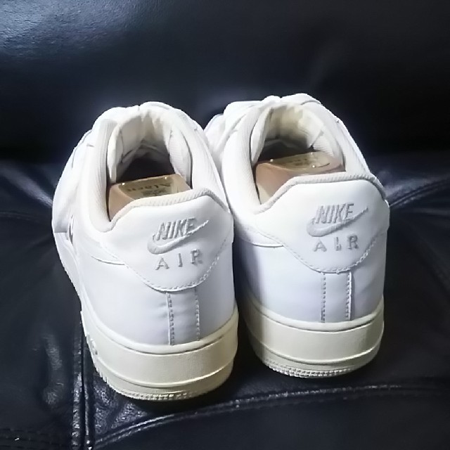 NIKE(ナイキ)の王道!ナイキエアフォース1高級ローカットスニーカービンテージ!希少29! メンズの靴/シューズ(スニーカー)の商品写真