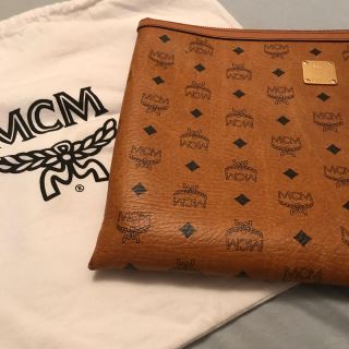 MCM - MCM クラッチバッグの通販 by りぃ's shop|エムシーエムならラクマ