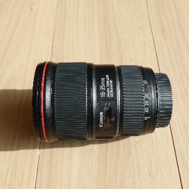カメラCanon EF16-35mm F4L IS USM