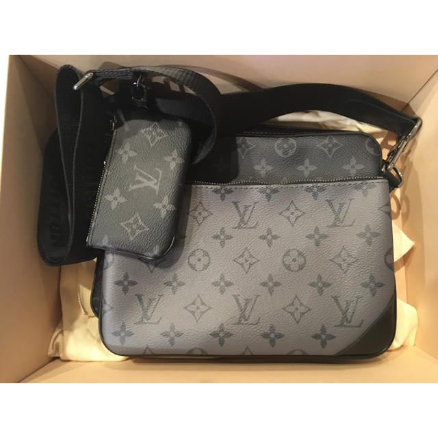 LOUIS VUITTON - 希少‼️2020年限定‼️完売‼️ヴィトン トリオメッセンジャー ️ショルダーの通販 by ♡KELLY♡'s