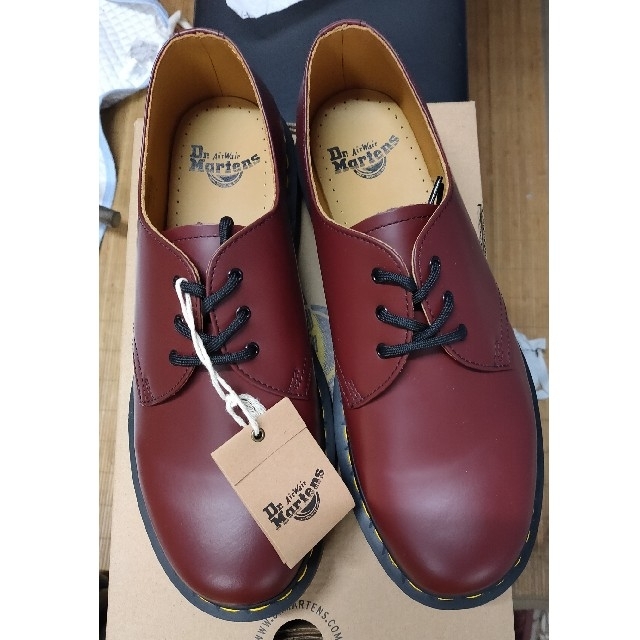 Dr.Martens(ドクターマーチン)のドクターマーチン  3ホール 1461 チェリーレッド メンズの靴/シューズ(ブーツ)の商品写真