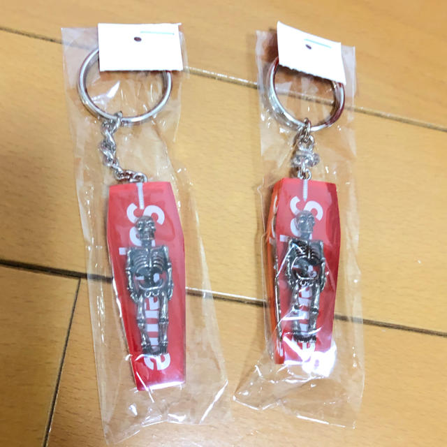 ファッション小物Supreme Skeleton Keychain シュプリーム