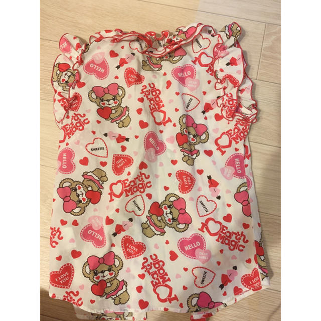 EARTHMAGIC(アースマジック)のアースマジック　ブラウス　130 キッズ/ベビー/マタニティのキッズ服女の子用(90cm~)(ブラウス)の商品写真