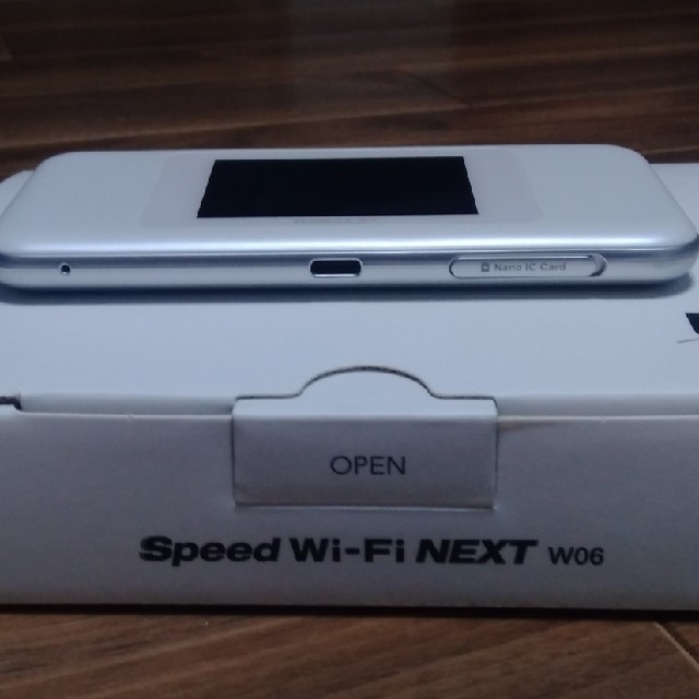 Speed Wi-Fi NEXT W06 　モバイルルーター